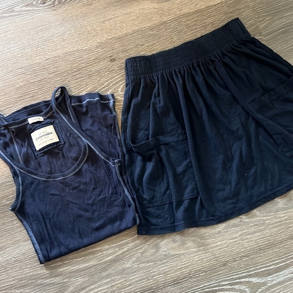 Hollister Bundle - Picture 4 of 4